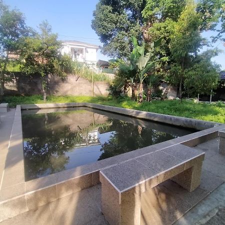 בוגור Villa Batu Tua Puncak Mitra Reddoorz מראה חיצוני תמונה