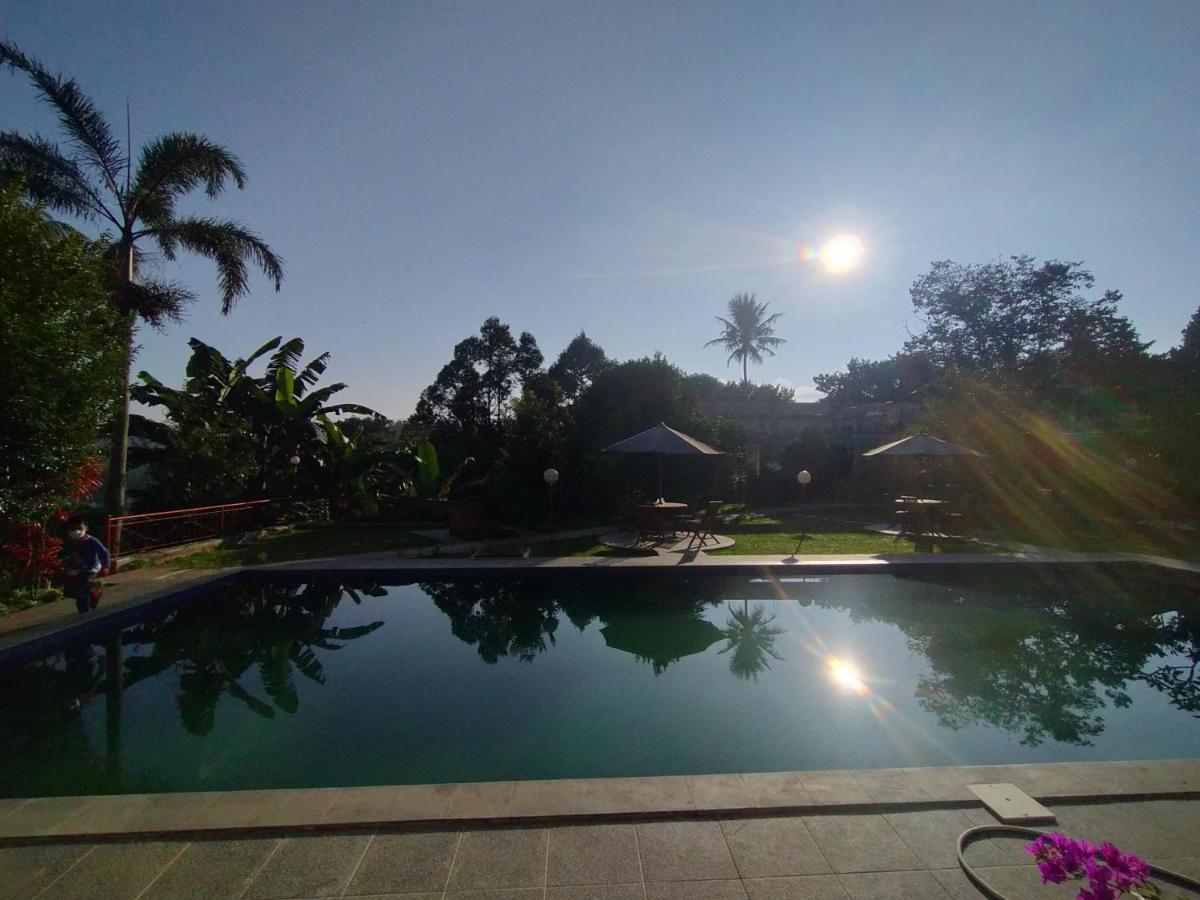 בוגור Villa Batu Tua Puncak Mitra Reddoorz מראה חיצוני תמונה