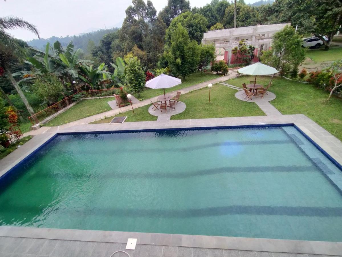 בוגור Villa Batu Tua Puncak Mitra Reddoorz מראה חיצוני תמונה